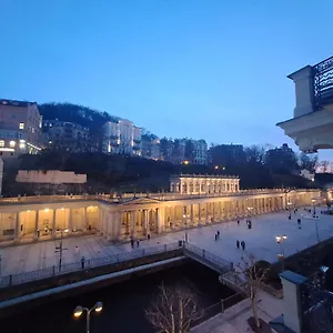 Stubsi With Colonnade View Karlovy Vary