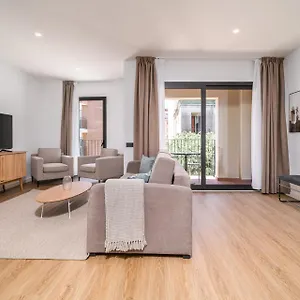 Limehome Barcelona Placa Pirineus Appartamento