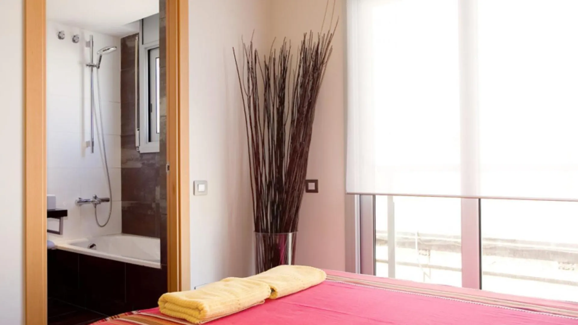 Mar Bella Beach Apartments バルセロナ 0*,  スペイン